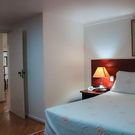 Hotel Dan Inn Curitiba Centro By Nacional Inn ภายนอก รูปภาพ