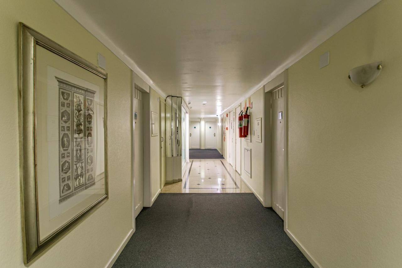 Hotel Dan Inn Curitiba Centro By Nacional Inn ภายนอก รูปภาพ