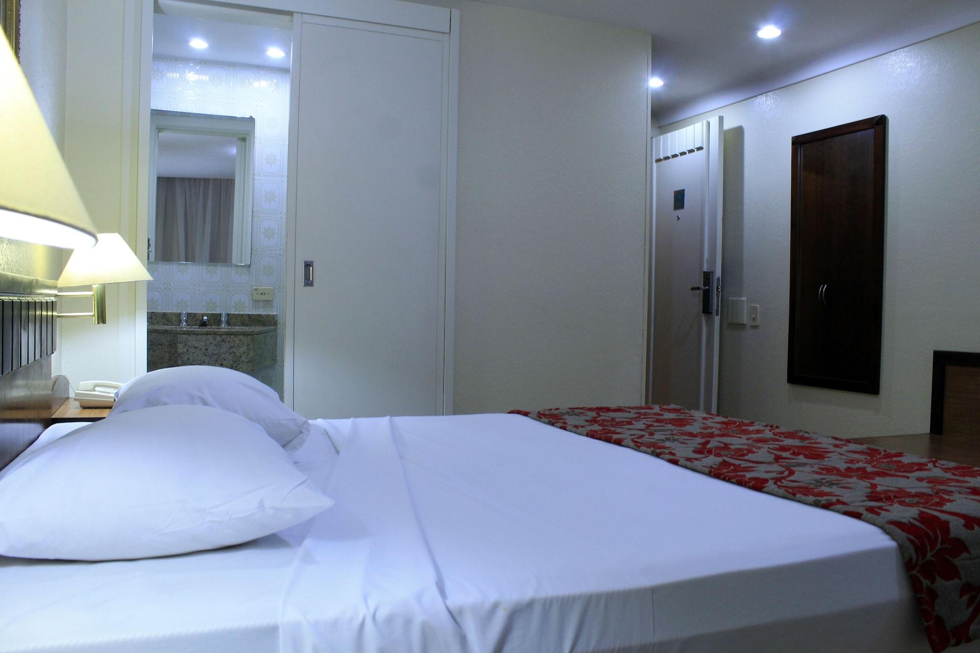 Hotel Dan Inn Curitiba Centro By Nacional Inn ภายนอก รูปภาพ