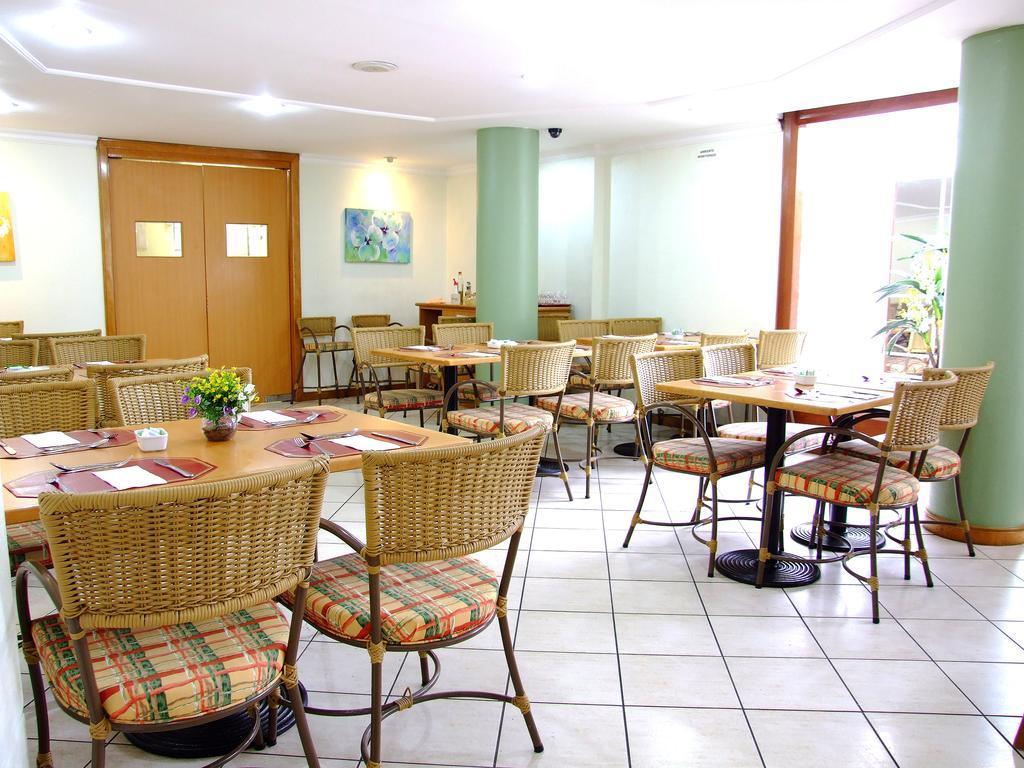 Hotel Dan Inn Curitiba Centro By Nacional Inn ภายนอก รูปภาพ